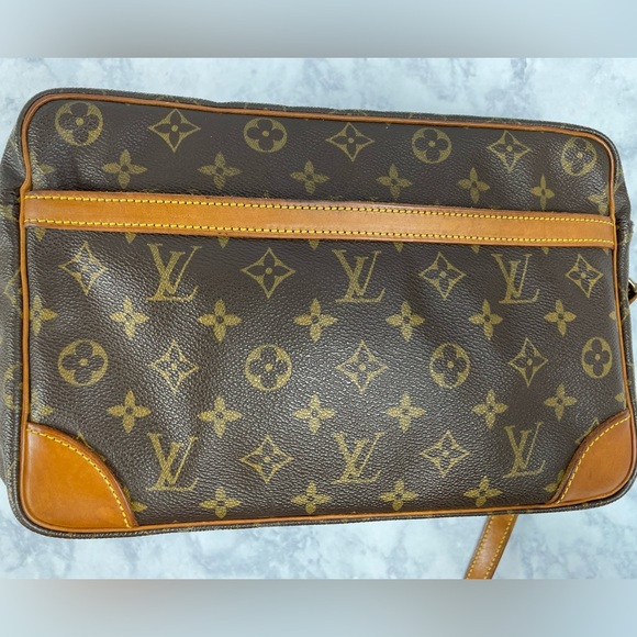 Louis Vuitton Monogram Trocadero 30 crossbody - Picture 5 of 17